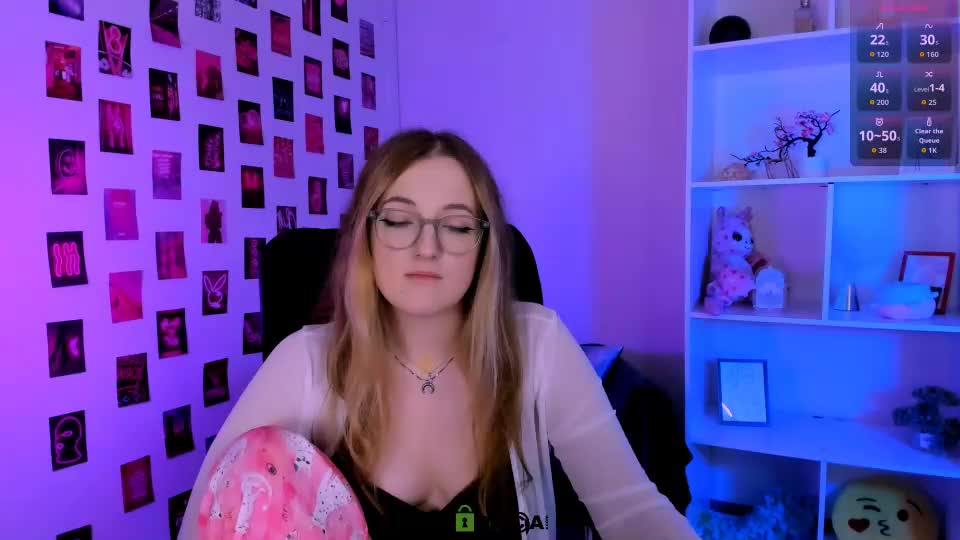 luna_berryy Adult Chat July 17, 2026