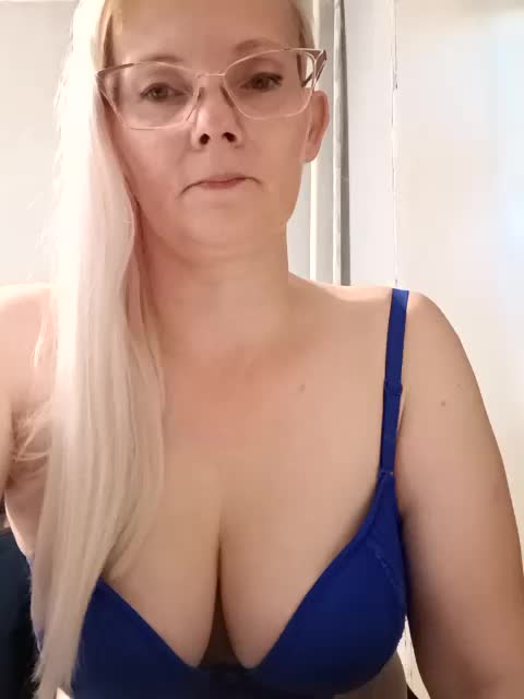 Sweetie454 Adult Chat July 17, 2026