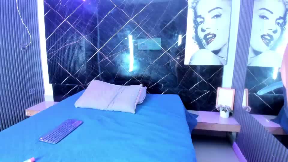 nina_hazee_ Adult Chat July 17, 2026