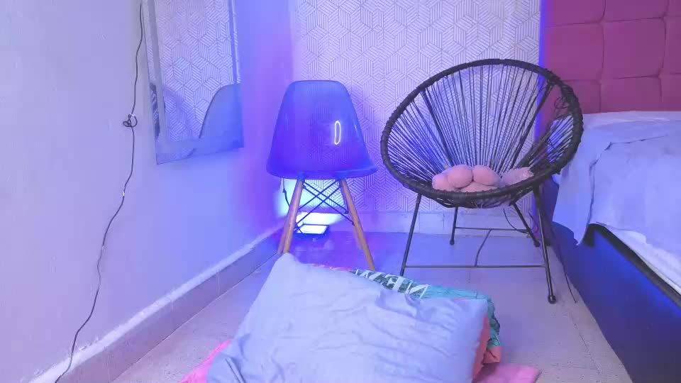 elza_fuentes01 Adult Chat July 17, 2026