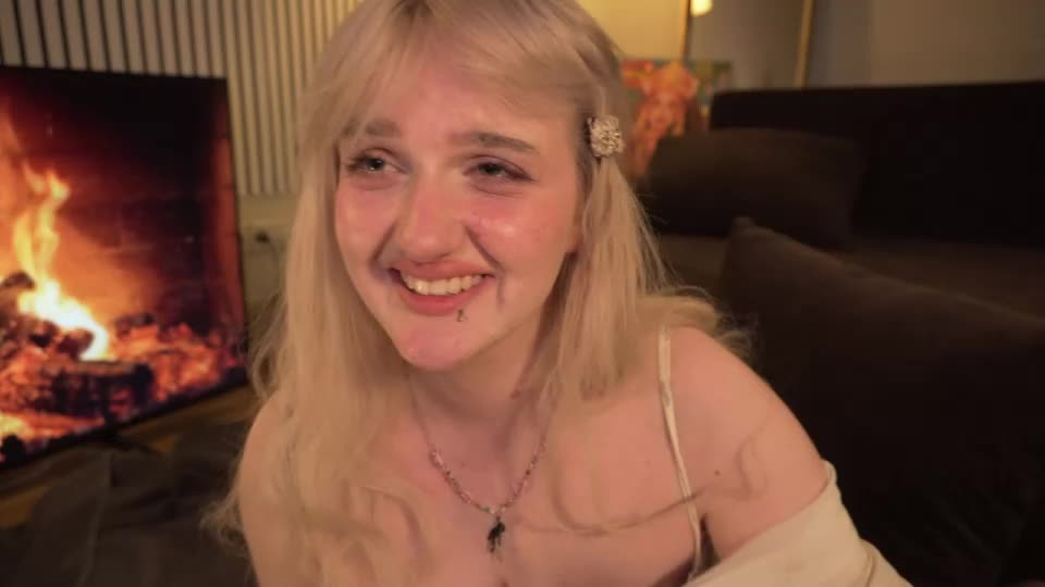 snowflakeskitty Adult Chat July 17, 2026