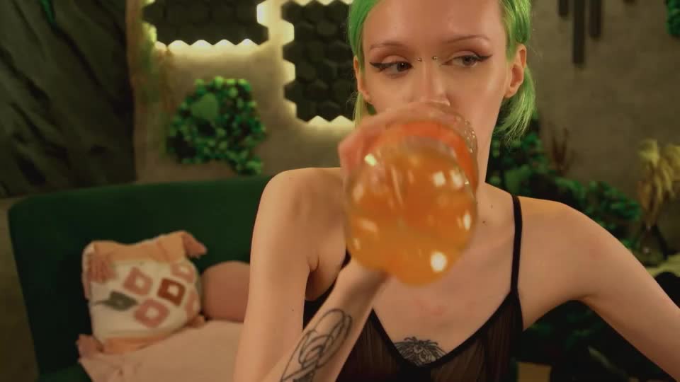lizzofkiss Adult Chat July 17, 2026