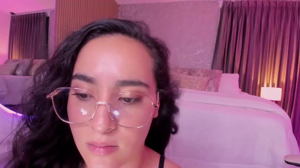 viiolet_rosee Adult Chat July 17, 2026