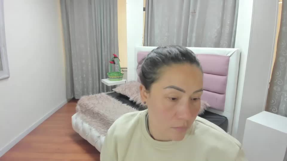 gaby_trent Adult Chat July 17, 2026