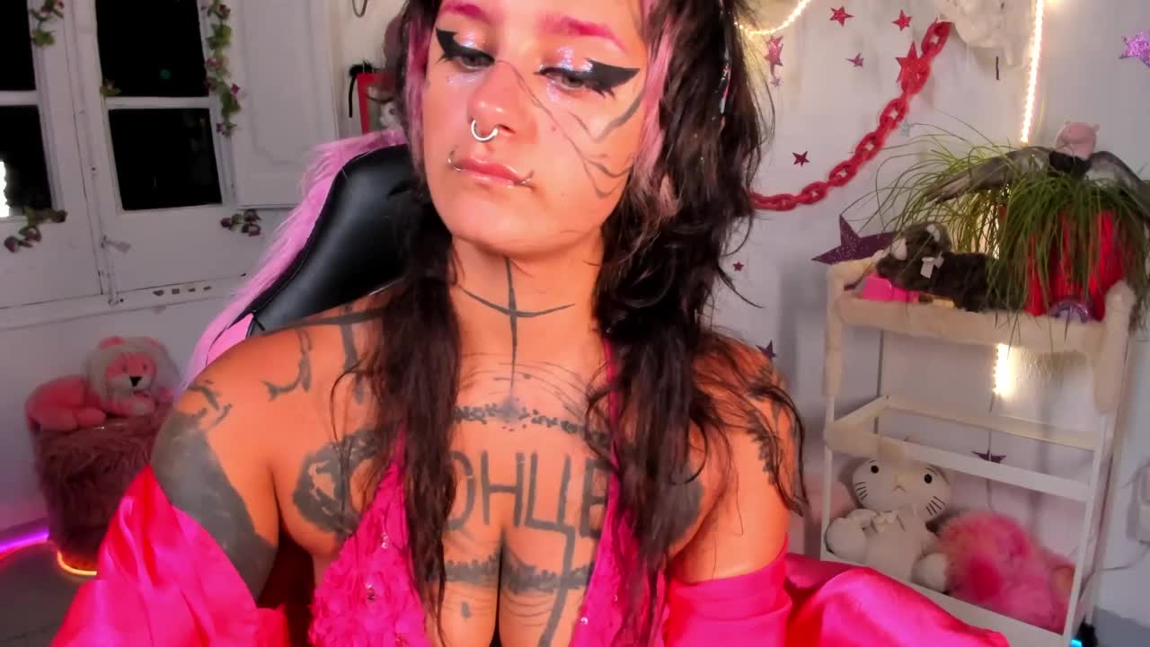 Lady-sontse- Adult Chat July 17, 2026