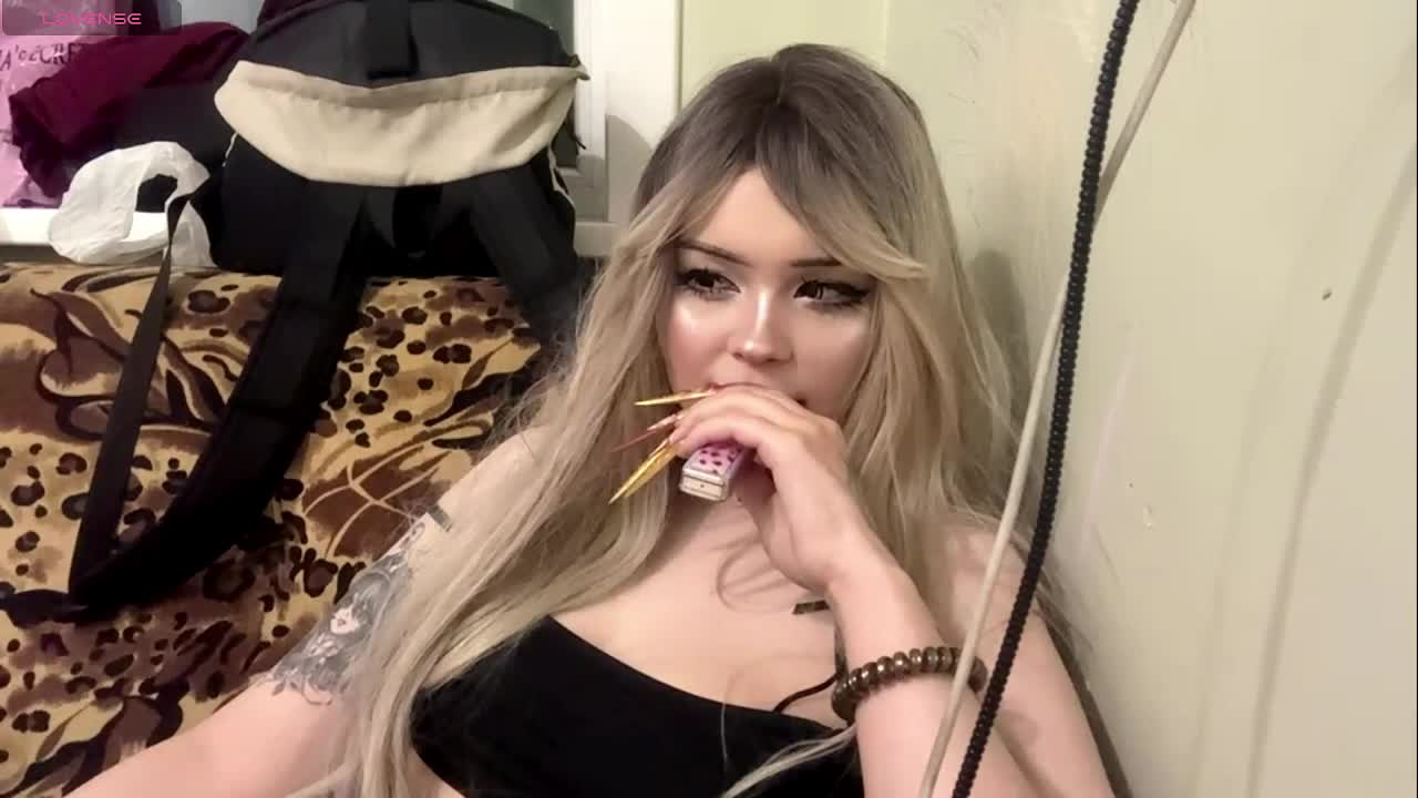AngelenaBuote Adult Chat July 17, 2026