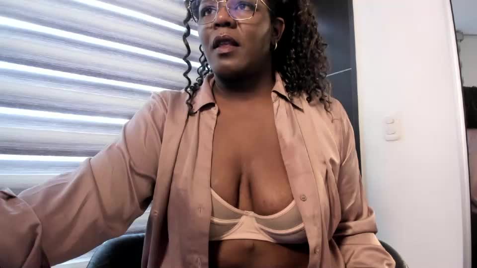 gigi_campbel Adult Chat July 17, 2026
