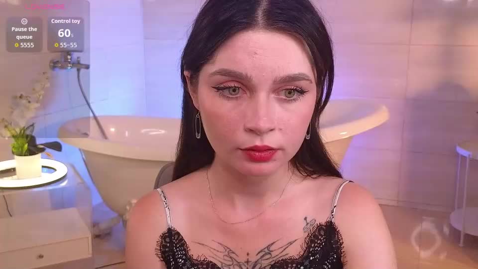 sn0wy_queen Adult Chat July 17, 2026