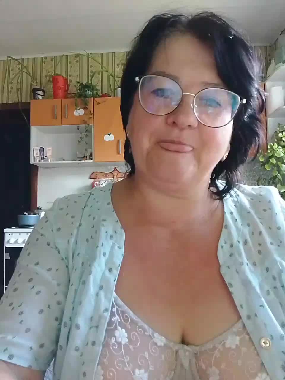 Tanya19722 Adult Chat July 17, 2026
