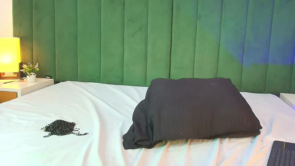 alana_petite Adult Chat July 17, 2026