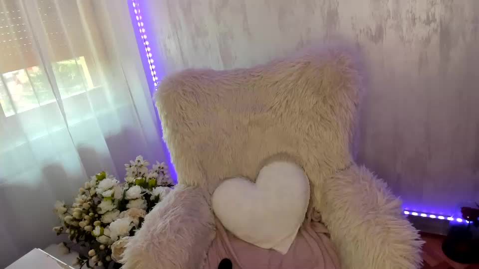 elisabaxter Adult Chat July 18, 2026