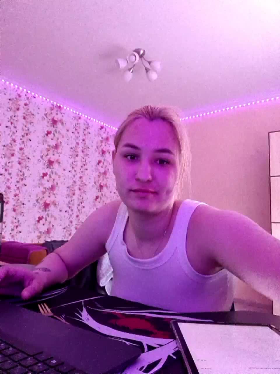 _Vikki_SEX Adult Chat July 18, 2026