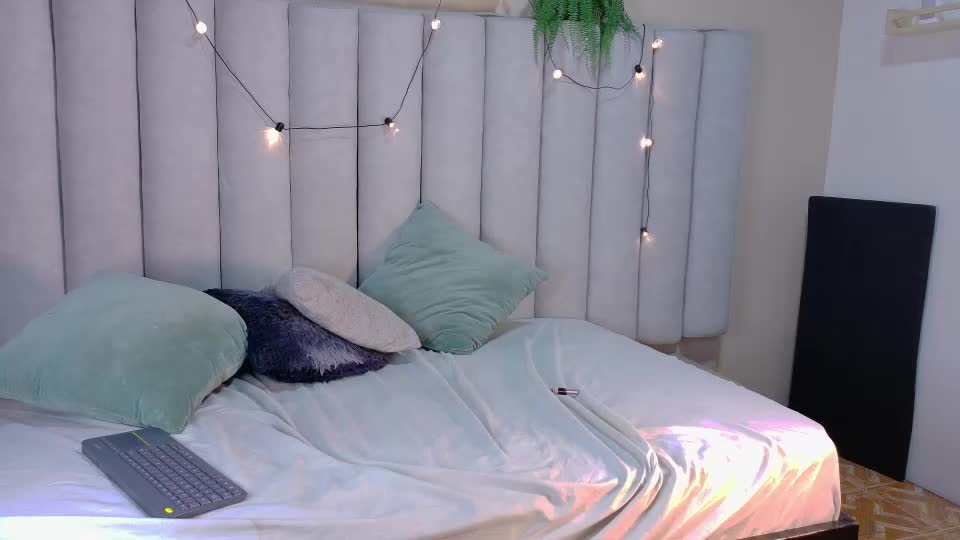 ariabennett__ Adult Chat July 18, 2026
