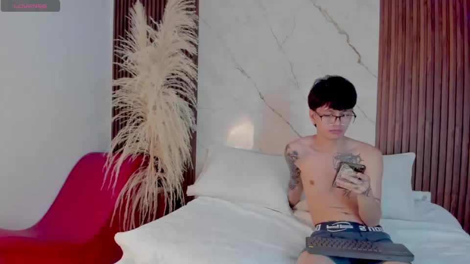 trixy_timmy Adult Chat July 18, 2026
