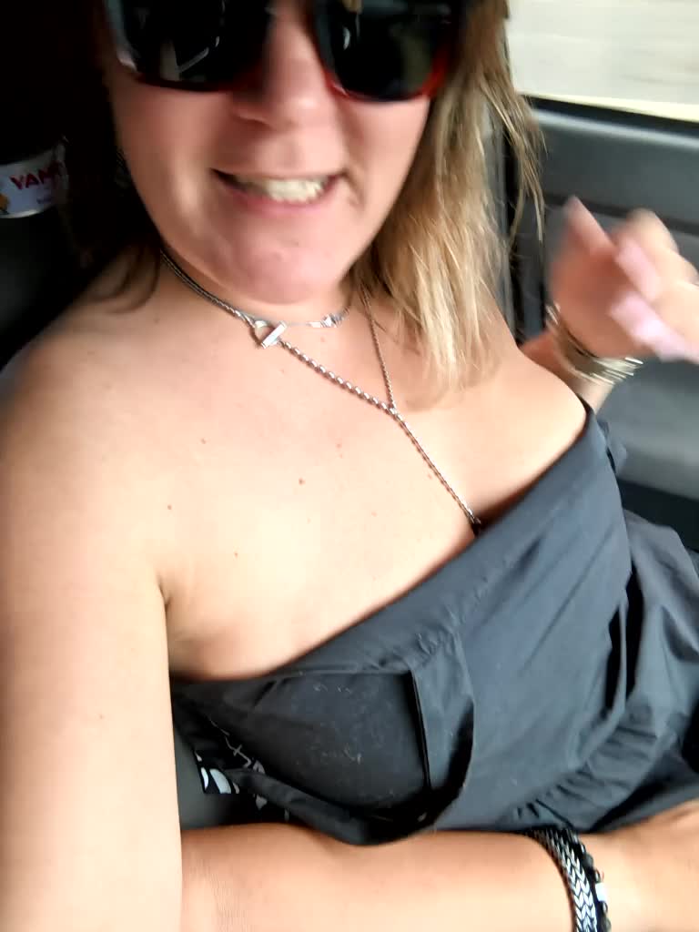 KrasivieNojki Adult Chat July 18, 2026
