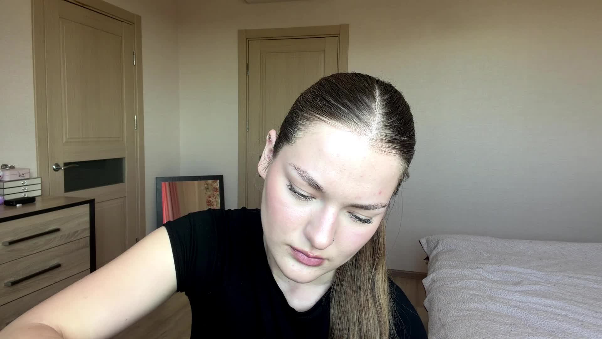 lizzzanatoo Adult Chat July 18, 2026