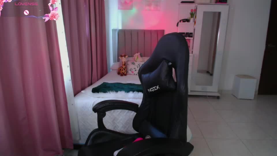 violetta_black483 Adult Chat July 18, 2026