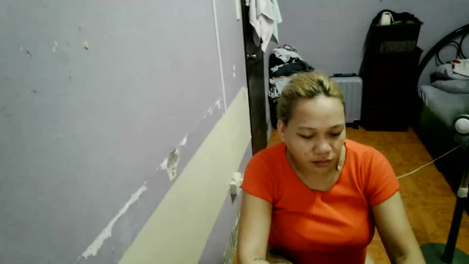 pretty_lyn08 Adult Chat July 18, 2026