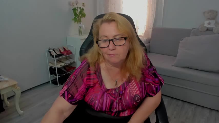 Frau_Marta Adult Chat July 19, 2026