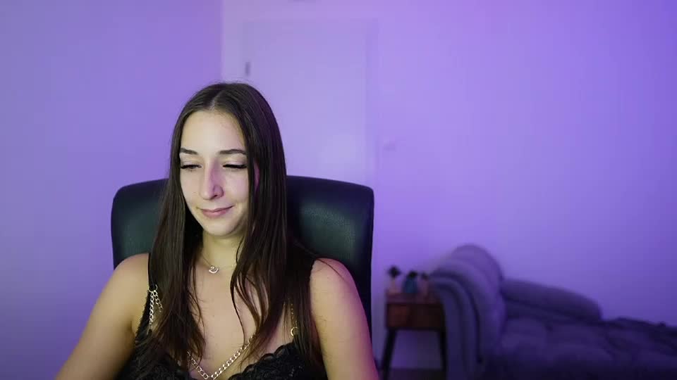 crystalbrunette18 Adult Chat July 19, 2026