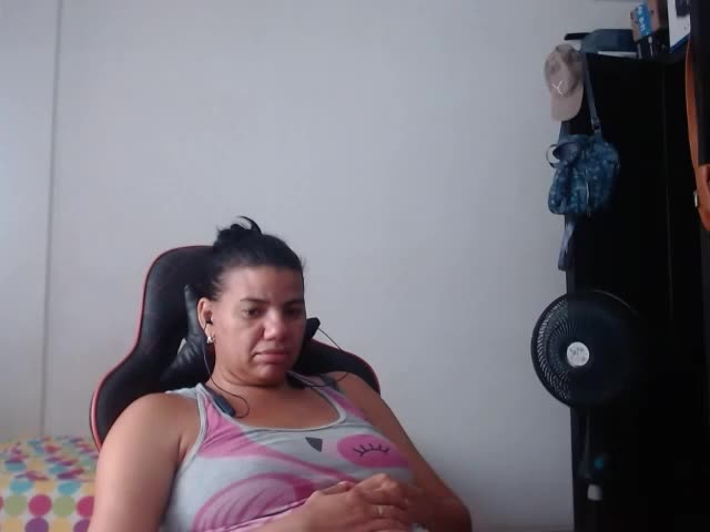 ariannaloovel Adult Chat July 19, 2026