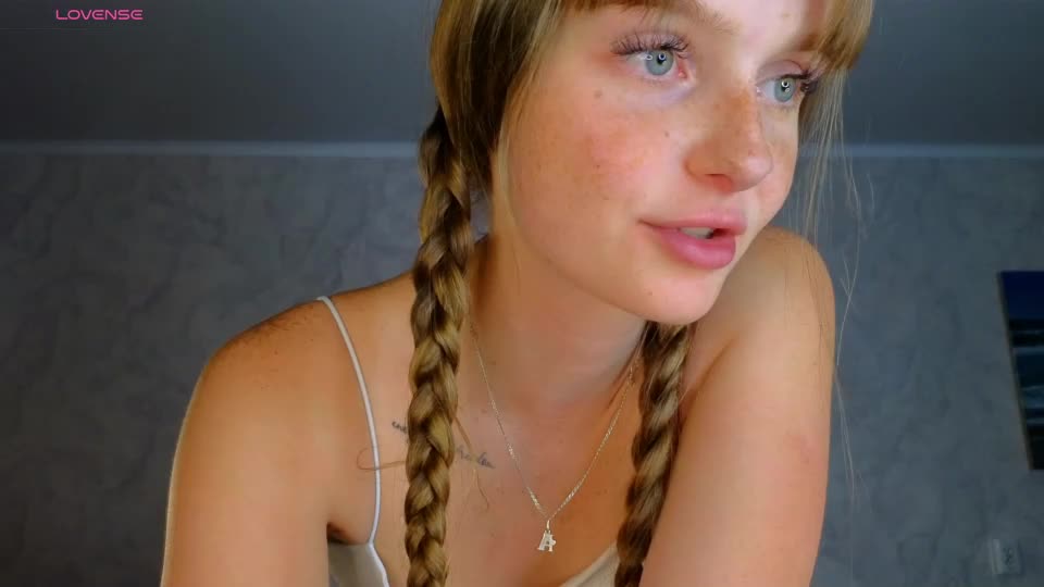lovelly_molly Adult Chat July 19, 2026
