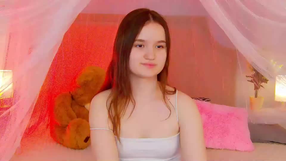 strawbunnybite Adult Chat July 19, 2026