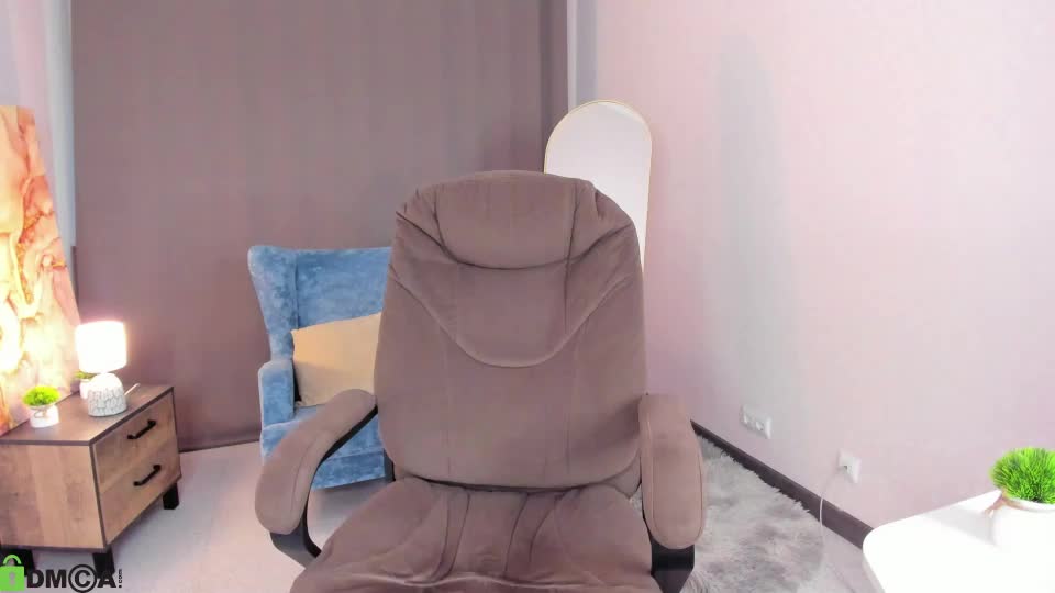 milky_jenny Adult Chat July 19, 2026