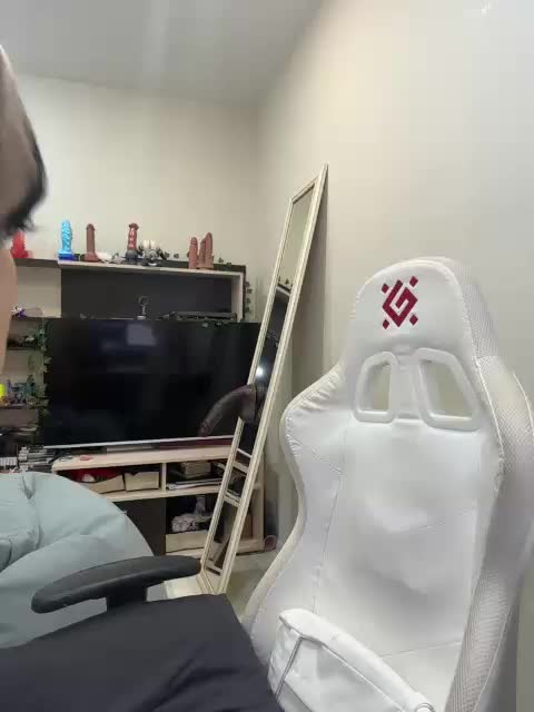 Honey_buns Adult Chat July 20, 2026