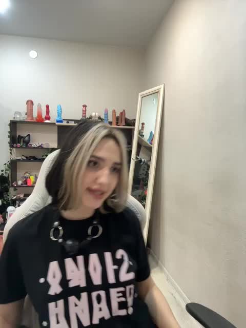 Honey_buns Adult Chat July 20, 2026