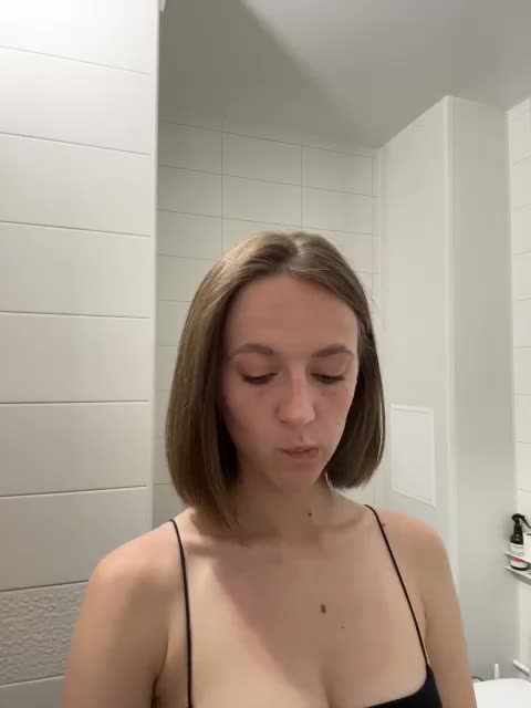 EllieTonee Adult Chat July 20, 2026