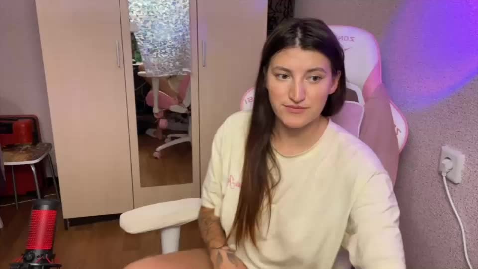 katrin_kristal Adult Chat July 21, 2026