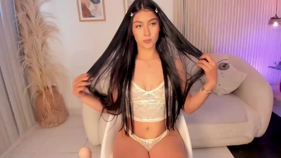 bella_rochee Adult Chat July 21, 2026