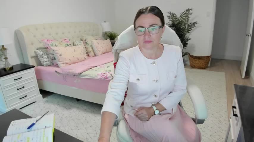 Vika73 Adult Chat July 21, 2026