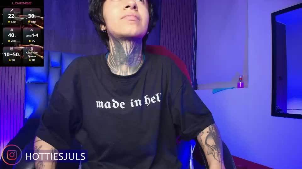 hottiesjuls Adult Chat July 22, 2026