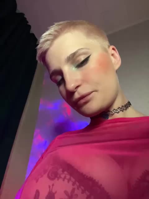 alien-girl Adult Chat July 22, 2026