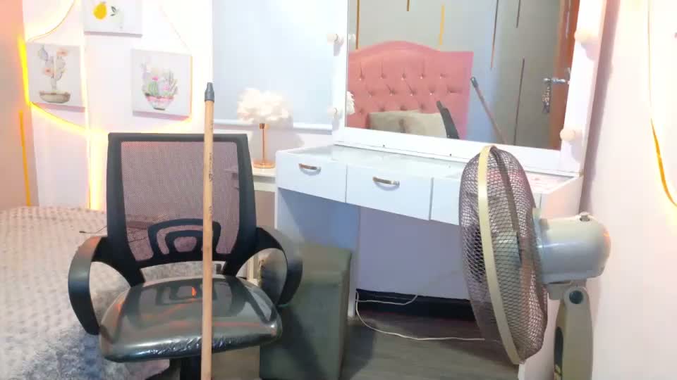 peneelopeecute Adult Chat July 23, 2026