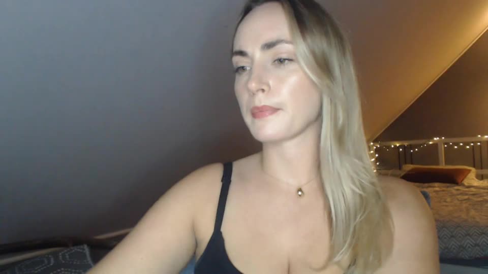 scarlettxblonde Adult Chat July 24, 2026