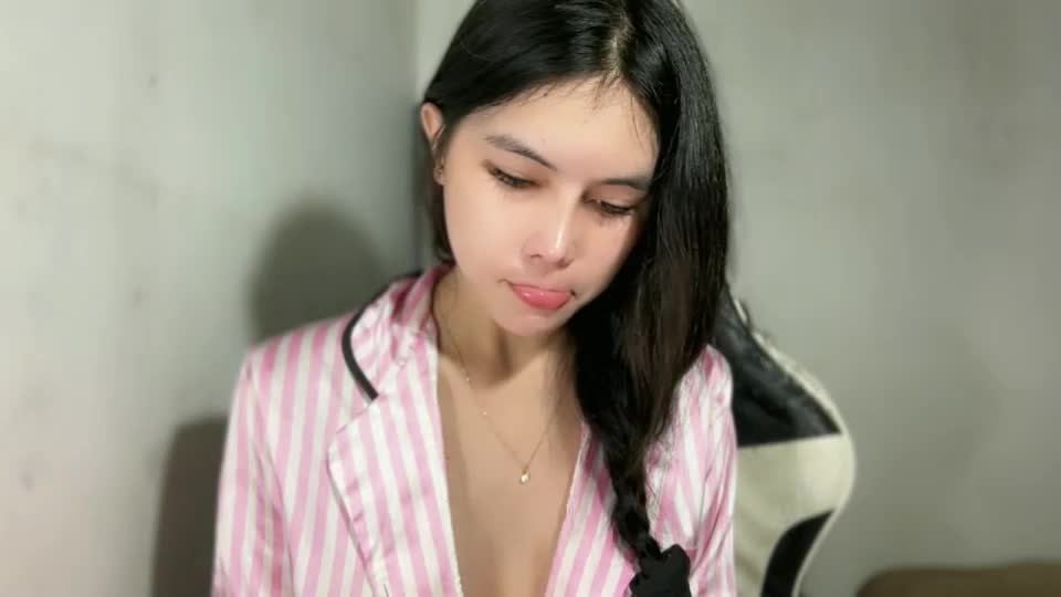 jassie_baee Adult Chat July 23, 2026