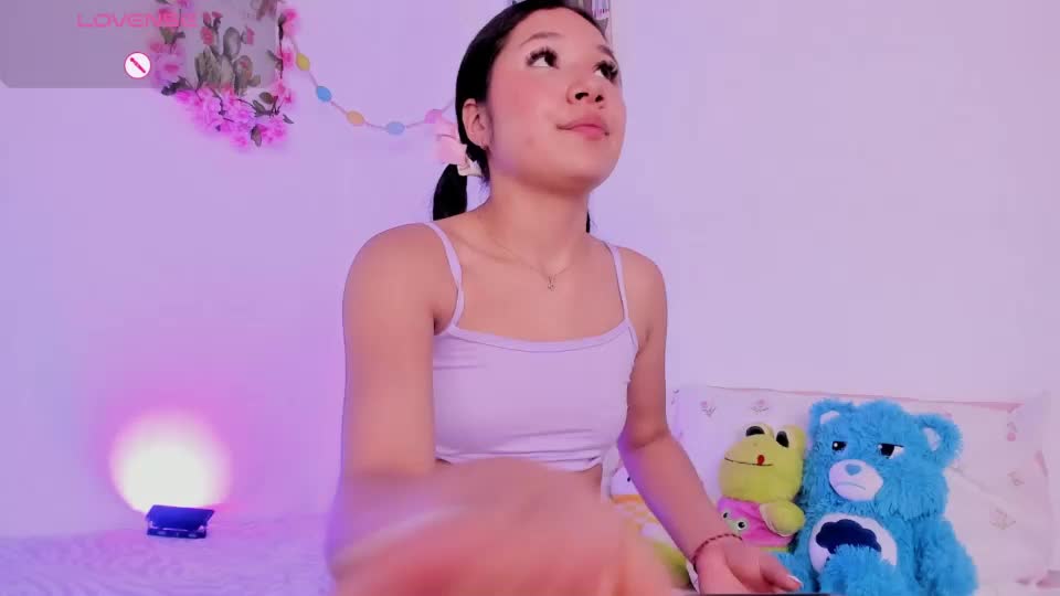 lila_sweet18 Adult Chat July 23, 2026