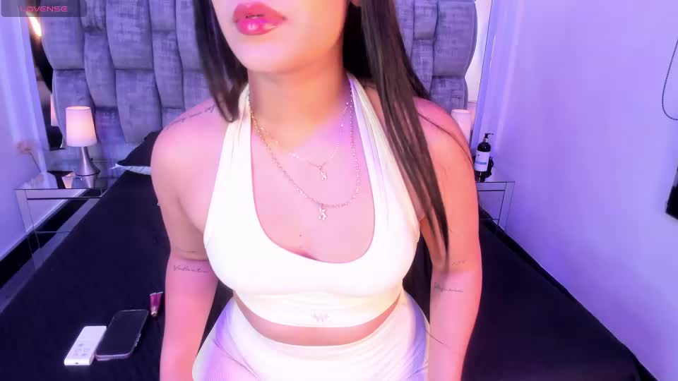 lucianavlezz Adult Chat July 23, 2026