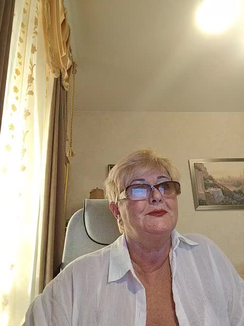 KarinkaSweet Adult Chat July 25, 2026