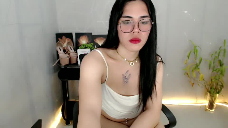 enchantress_mia03 Adult Chat July 25, 2026