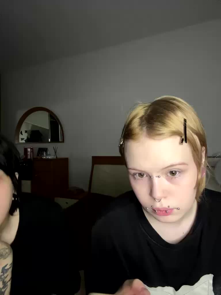 MiaAndAlicee Adult Chat July 25, 2026