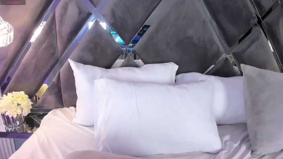 scarrlethx Adult Chat July 25, 2026