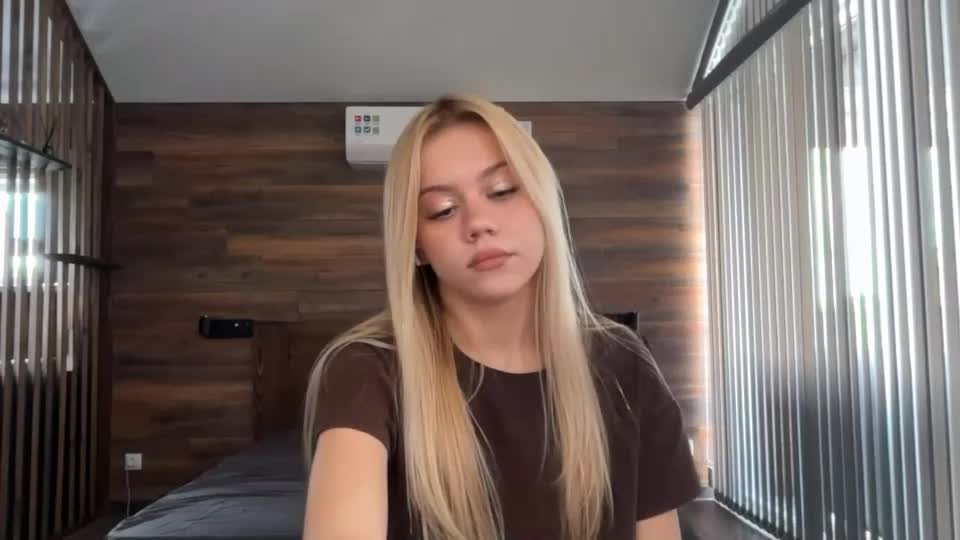 kristifelicien Adult Chat July 25, 2026