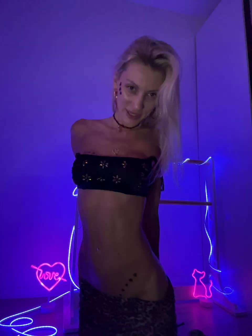 KarinaSimka Adult Chat July 25, 2026