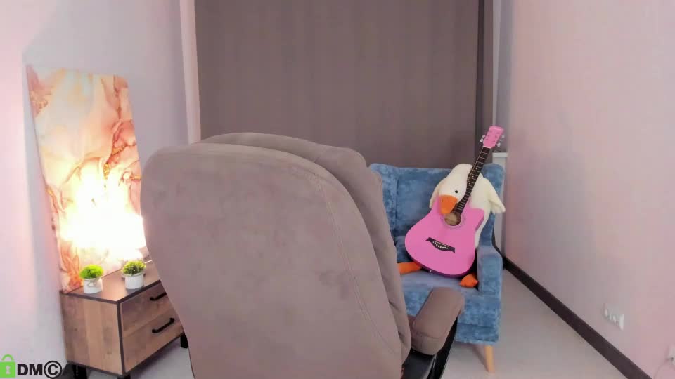 milky_jenny Adult Chat July 25, 2026