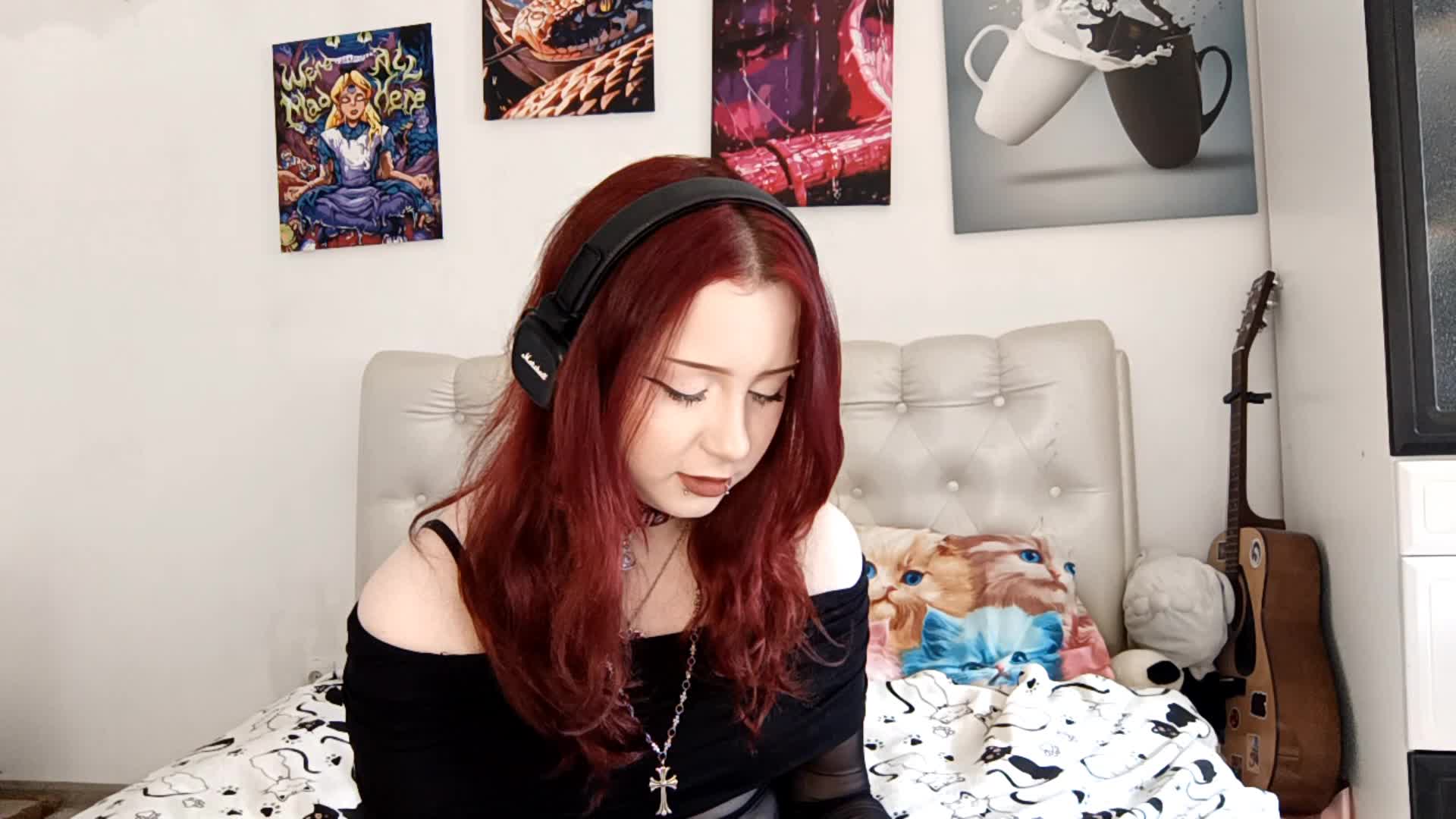 emoemily Adult Chat July 25, 2026