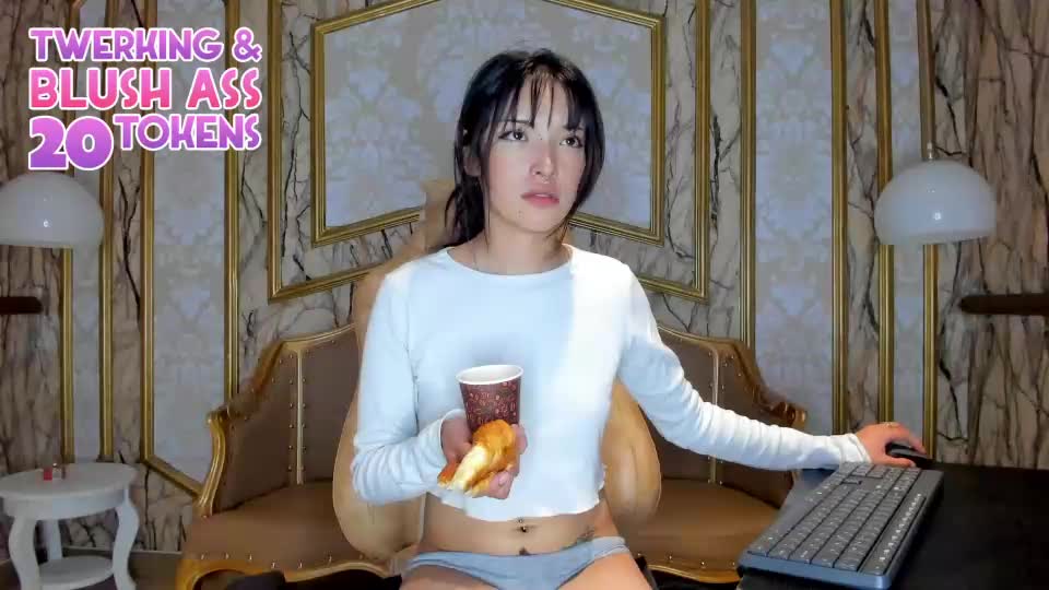 kitty_petitte Adult Chat July 26, 2026